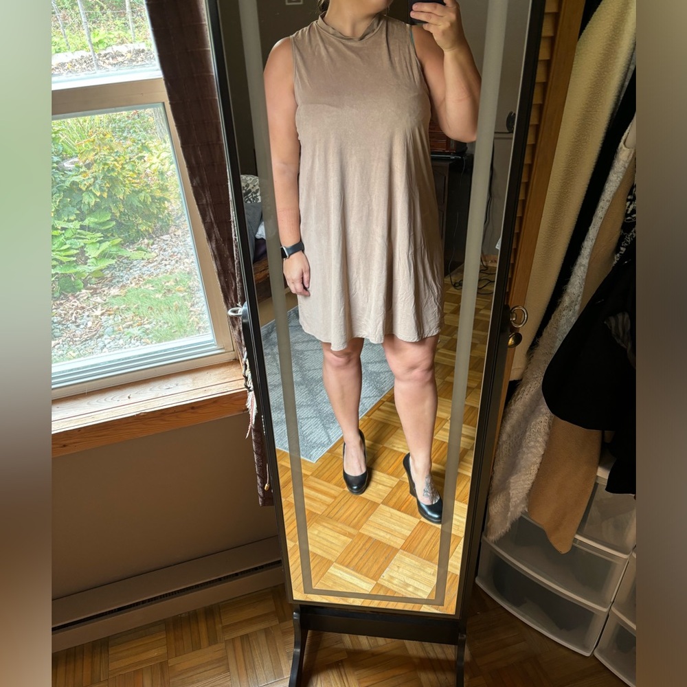 3/$30 light brown mock- neck suede like sleeveless shift dress size Large